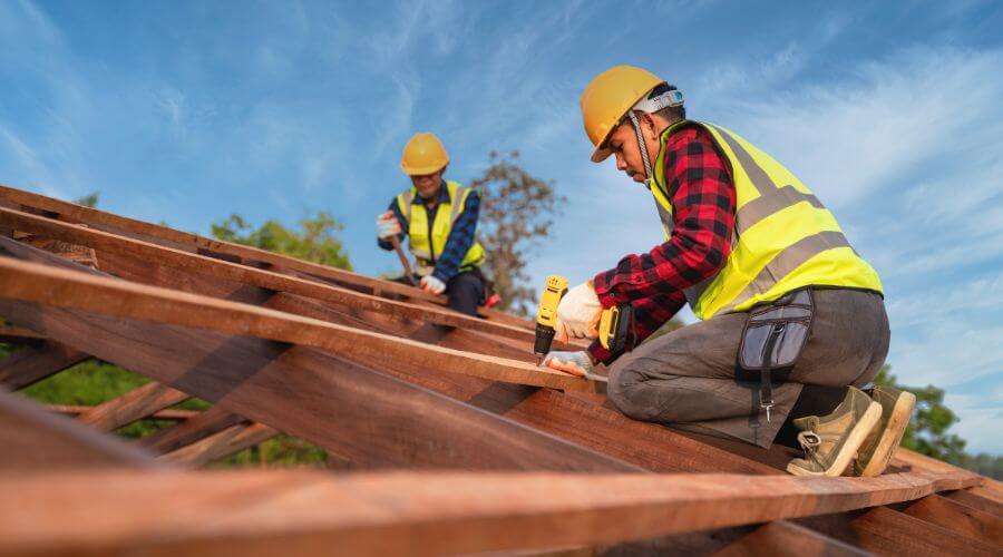 Professional Flat Roofing Installation services in Kingsbury, IN